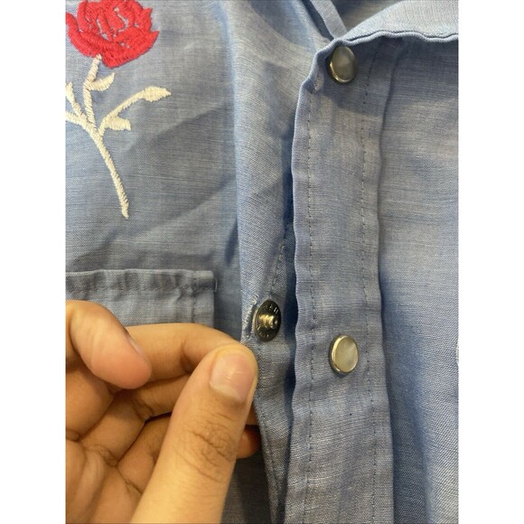 Bronco Woman’s Floral Blouse Size Medium western - Picture 4 of 9